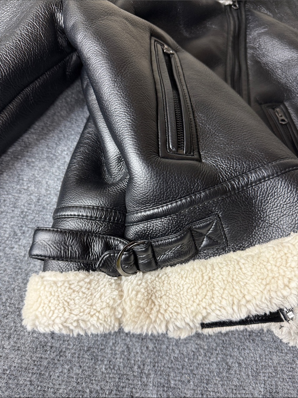 Aeropostale Black Puffer Jacket with Cream Sherpa Trim - Picture 4 of 9